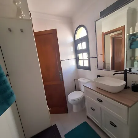 Enete Casa In Wifi بيت للعطل